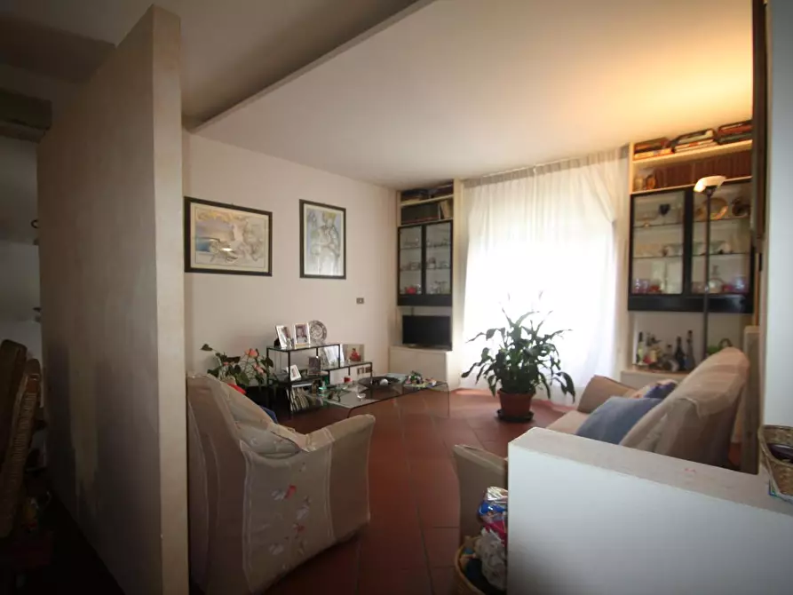 casa indipendente in vendita a Lucca in zona Ponte a Moriano