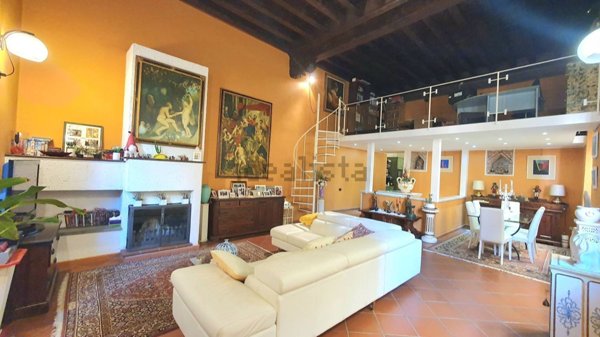 appartamento in vendita a Lucca in zona Centro Città