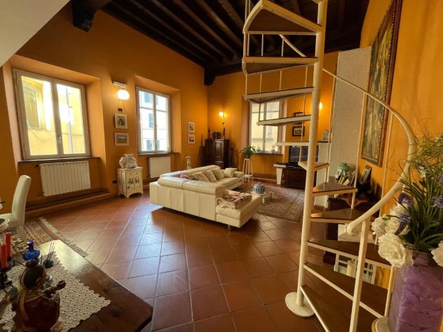 appartamento in vendita a Lucca in zona Centro Città
