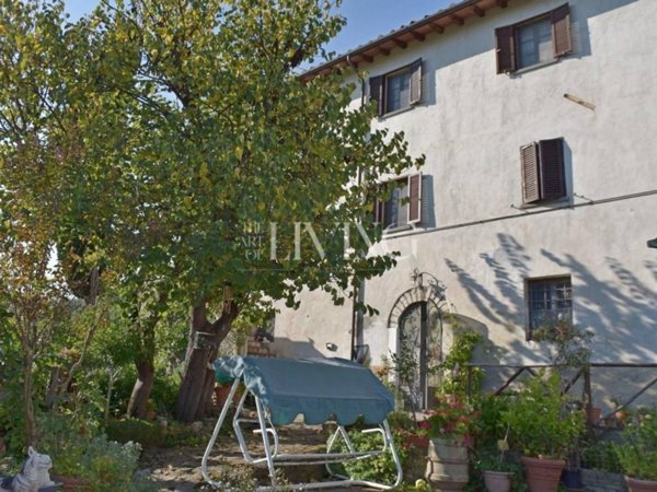 casa indipendente in vendita a Lucca in zona Mastiano