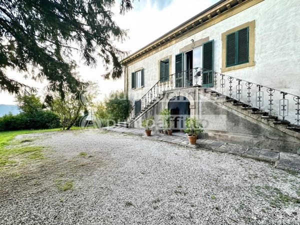 casa indipendente in vendita a Lucca in zona Mutigliano