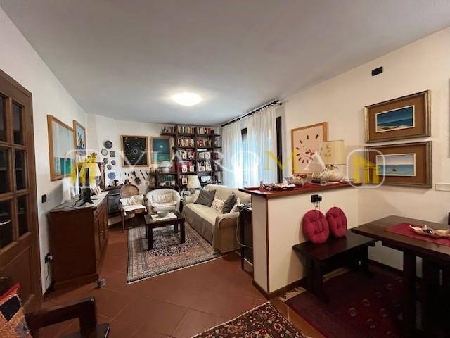 appartamento in vendita a Lucca in zona Carignano