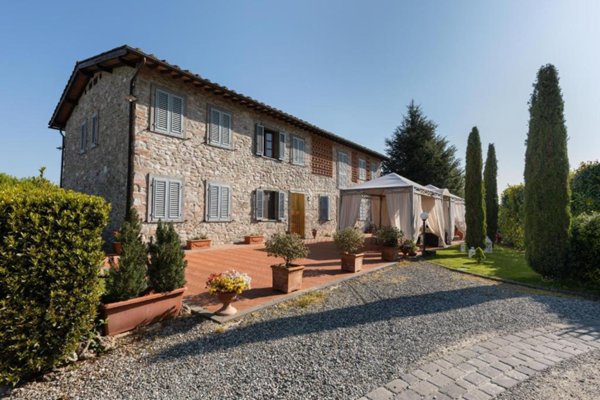 casa indipendente in vendita a Lucca in zona San Pietro a Vico