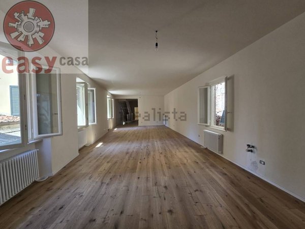 appartamento in vendita a Lucca in zona Centro Città