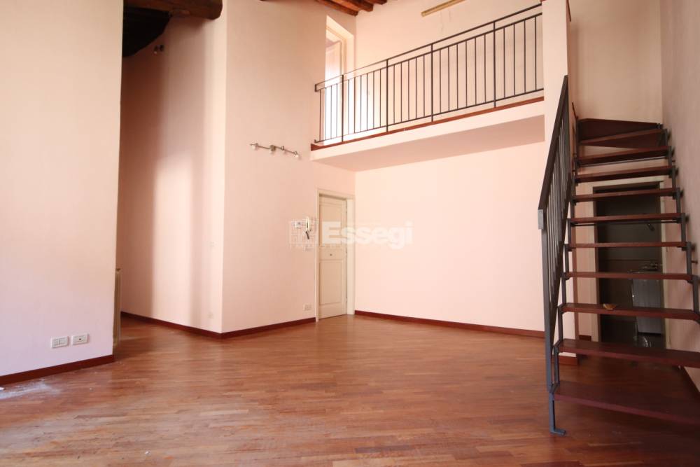 appartamento in vendita a Lucca in zona Centro Città