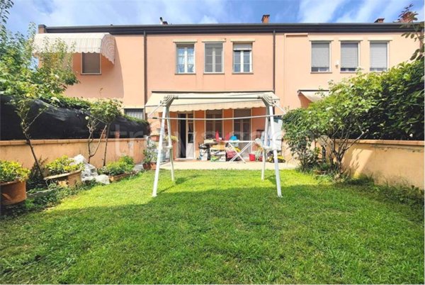 casa indipendente in vendita a Lucca in zona zona SS. Annunziata