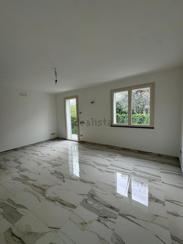 casa indipendente in vendita a Lucca in zona zona San Marco