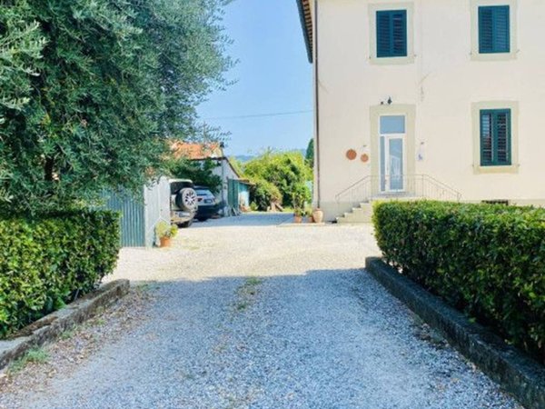 casa indipendente in vendita a Lucca in zona zona SS. Annunziata