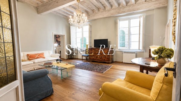 appartamento in vendita a Lucca in zona Centro Città