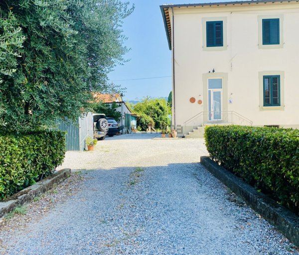 casa indipendente in vendita a Lucca in zona zona SS. Annunziata
