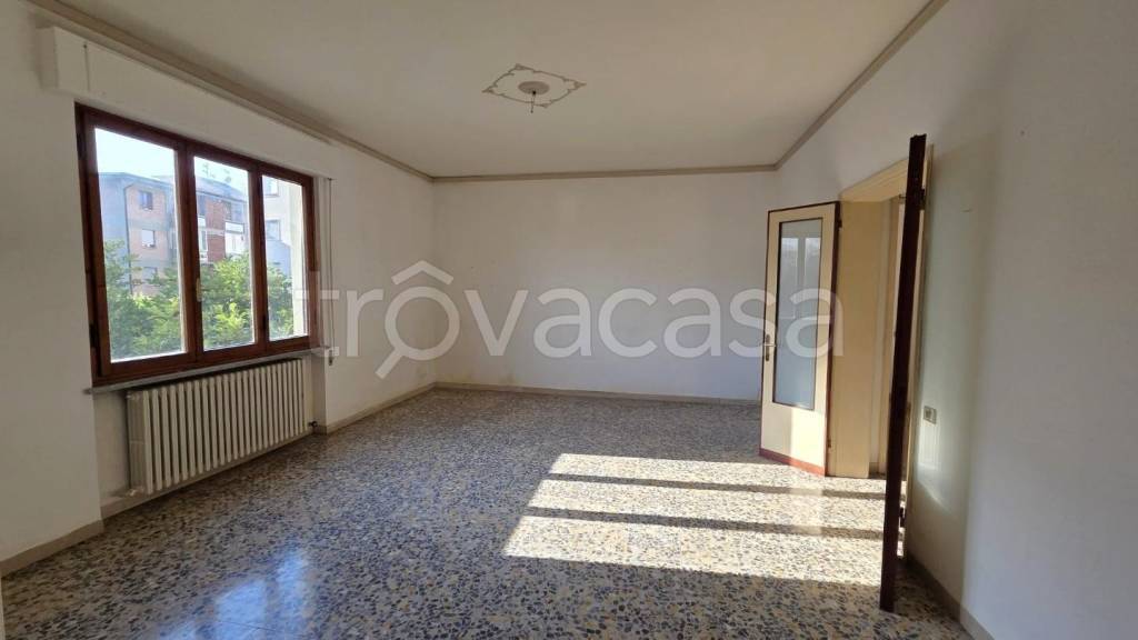 appartamento in vendita a Lucca in zona zona Arancio