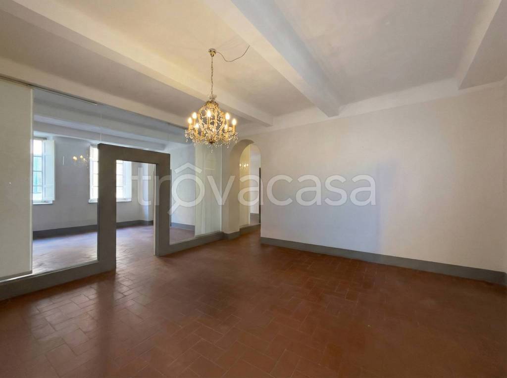 appartamento in vendita a Lucca in zona Centro Città