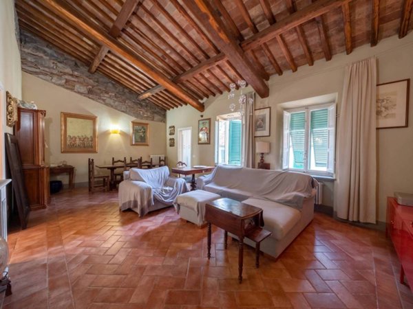 appartamento in vendita a Lucca in zona Centro Città