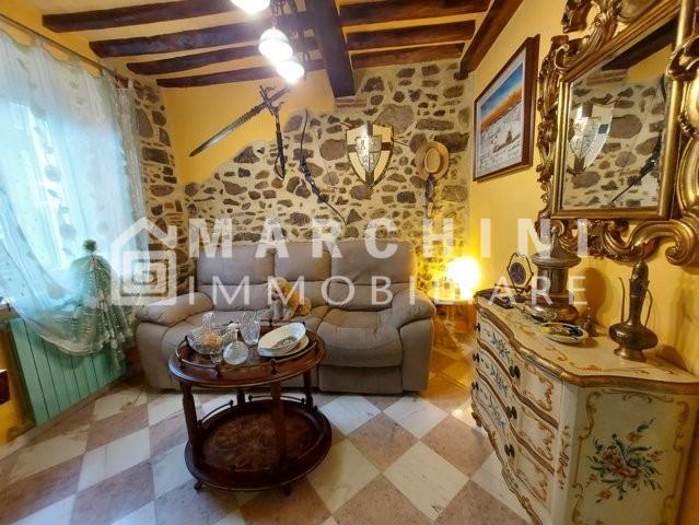 casa indipendente in vendita a Lucca in zona Mammoli