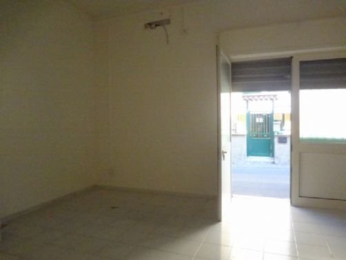locale commerciale in vendita a Lucca in zona Sant'Anna