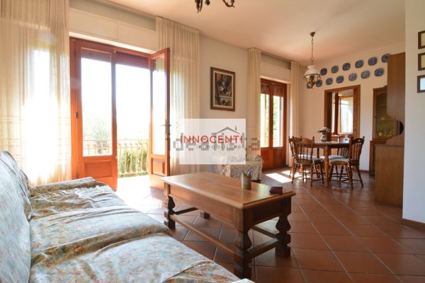 casa indipendente in vendita a Lucca in zona Vicopelago