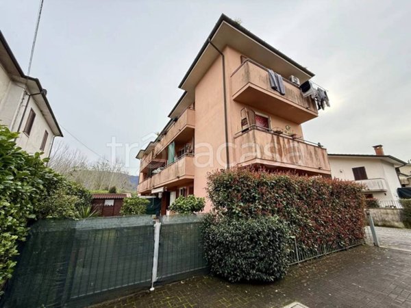 appartamento in vendita a Lucca in zona Ponte San Pietro