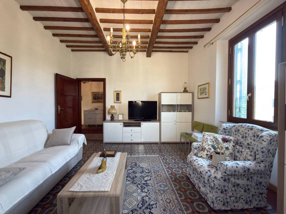 casa indipendente in vendita a Lucca in zona Farneta
