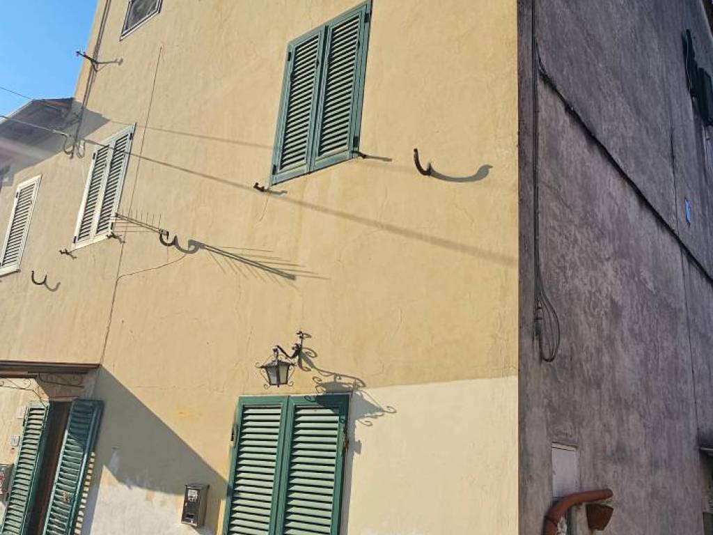 casa indipendente in vendita a Lucca in zona zona San Filippo