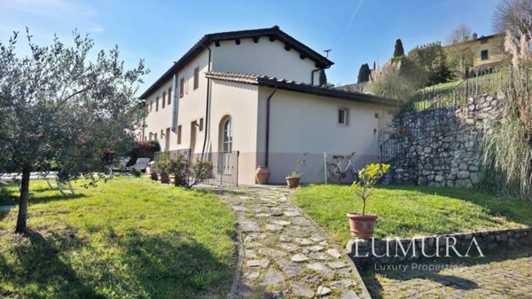 casa indipendente in vendita a Lucca in zona Sant'Alessio
