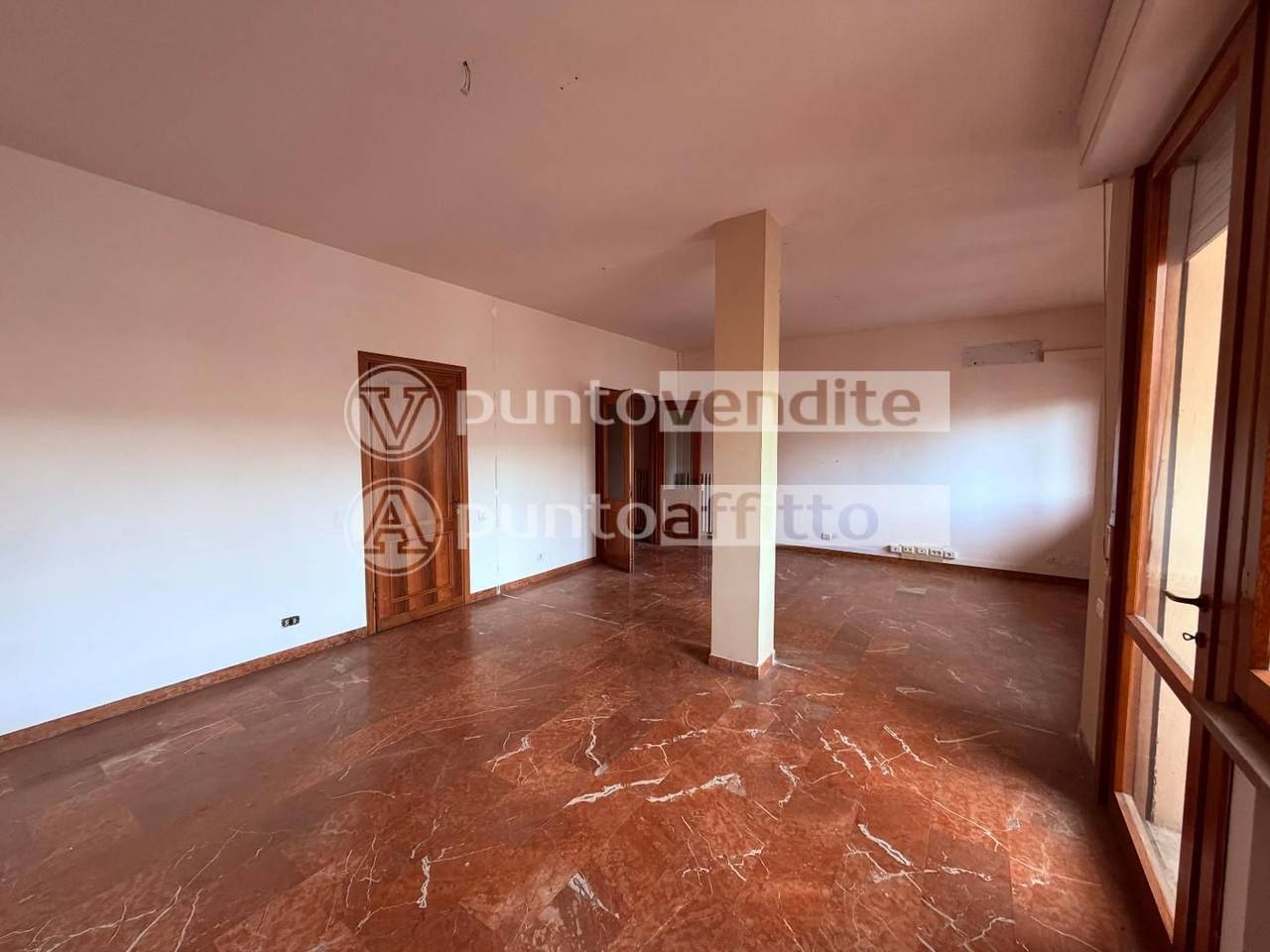 appartamento in vendita a Lucca in zona Centro Città