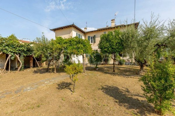 casa indipendente in vendita a Lucca in zona Sant'Anna