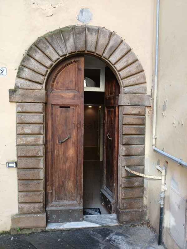 appartamento in vendita a Lucca in zona Centro Città