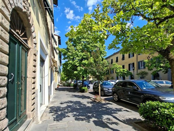 appartamento in vendita a Lucca in zona Centro Città