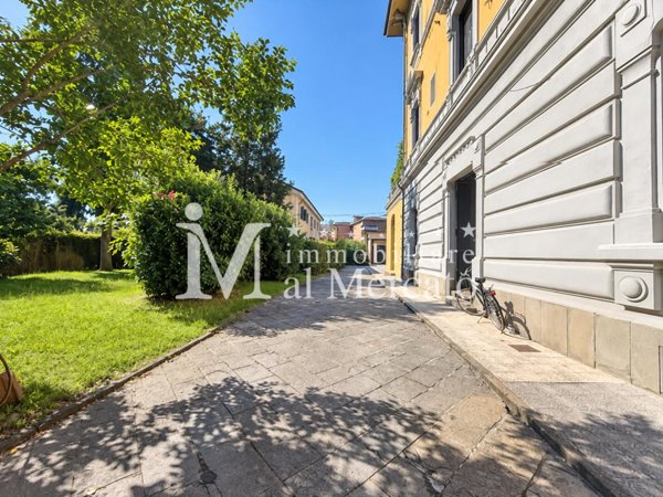 appartamento in vendita a Lucca in zona Centro Città
