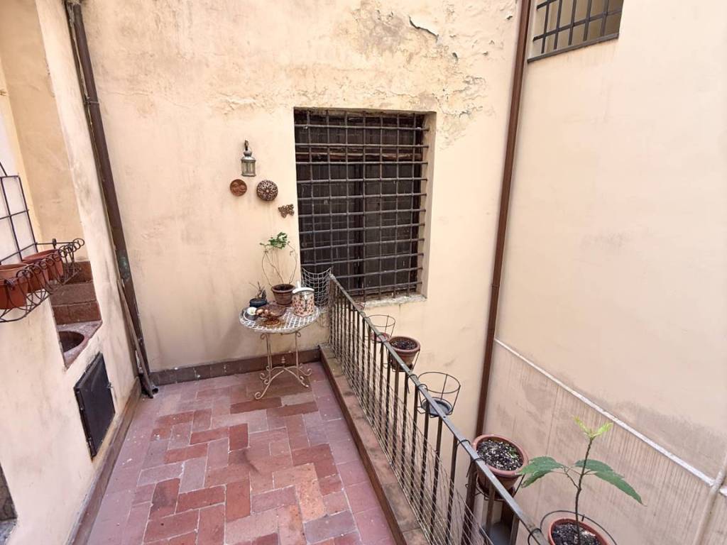 appartamento in vendita a Lucca in zona Centro Città