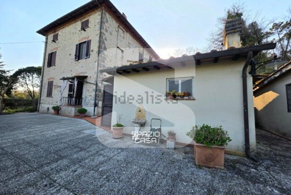 casa indipendente in vendita a Lucca in zona Sant'Alessio