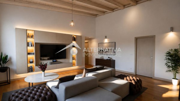 appartamento in vendita a Lucca in zona Centro Città