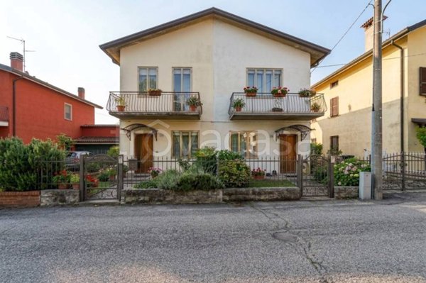 casa indipendente in vendita a Lucca in zona Zona San Concordio
