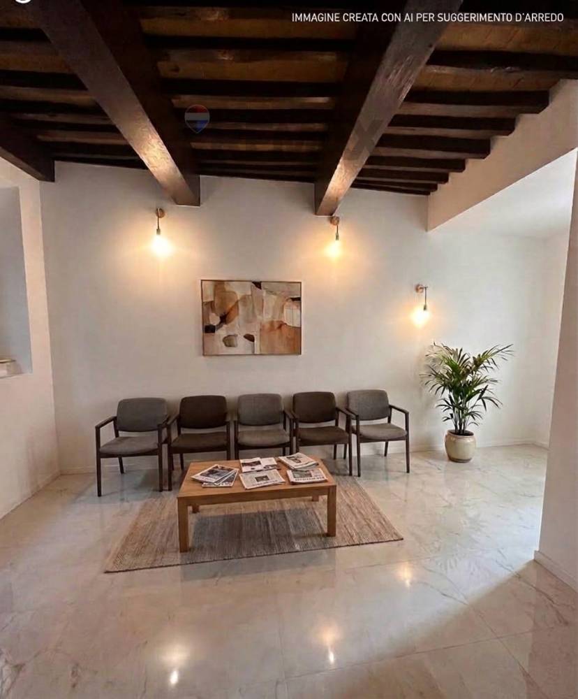 ufficio in vendita a Lucca in zona Centro Città