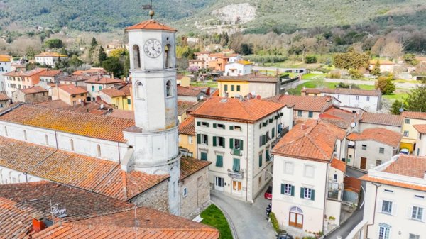 appartamento in vendita a Lucca in zona Santa Maria del Giudice