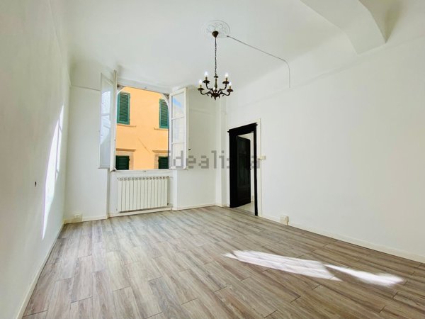 appartamento in vendita a Lucca in zona Centro Città