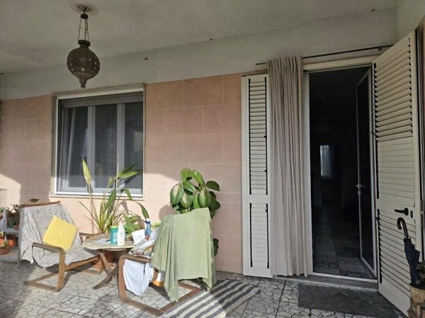 casa indipendente in vendita a Lucca in zona Zona San Concordio