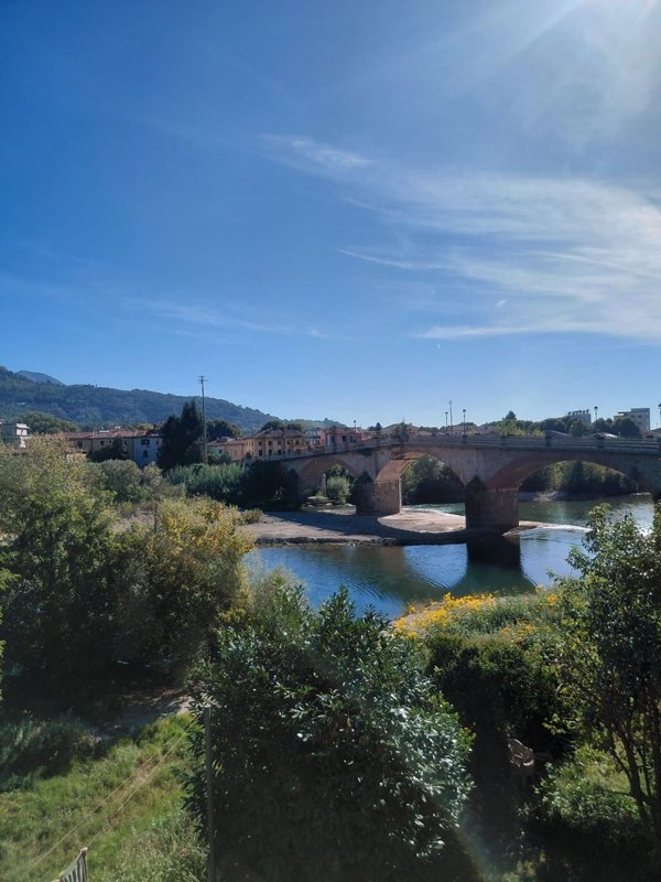 appartamento in vendita a Lucca in zona Ponte a Moriano