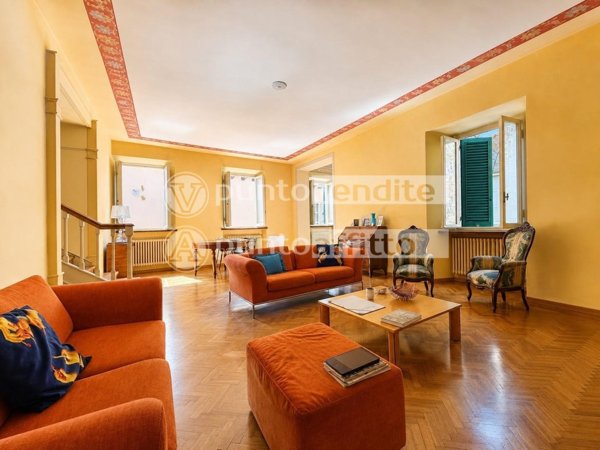appartamento in vendita a Lucca in zona Centro Città