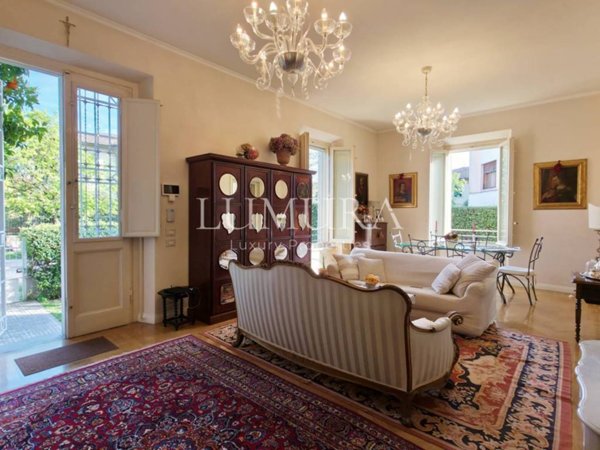casa indipendente in vendita a Lucca in zona zona San Marco