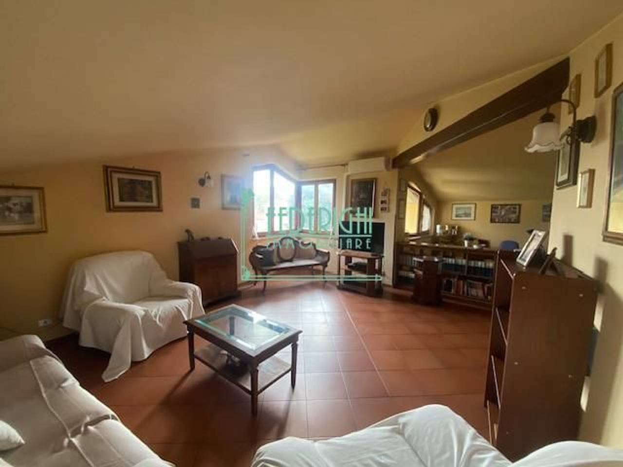 casa indipendente in vendita a Lucca