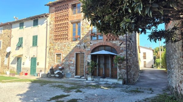 appartamento in vendita a Lucca in zona Sant'Alessio