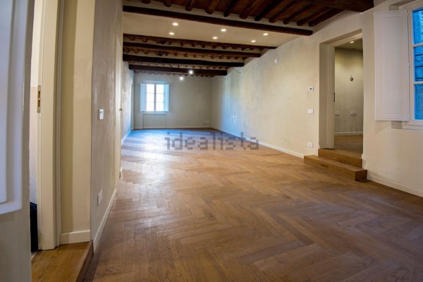 appartamento in vendita a Lucca in zona Centro Città
