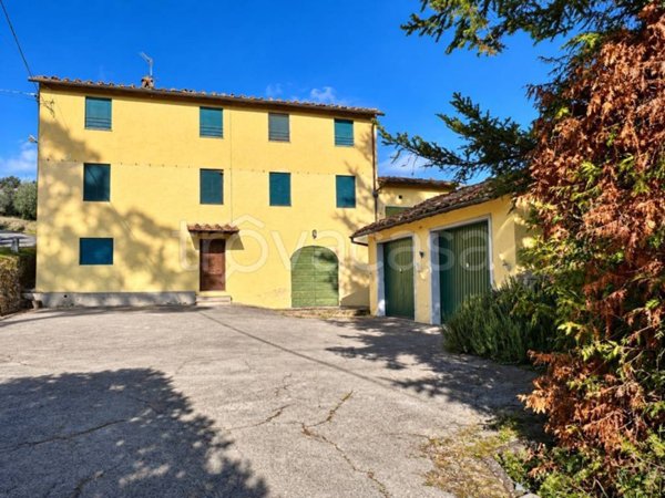 casa indipendente in vendita a Lucca in zona Monte San Quirico