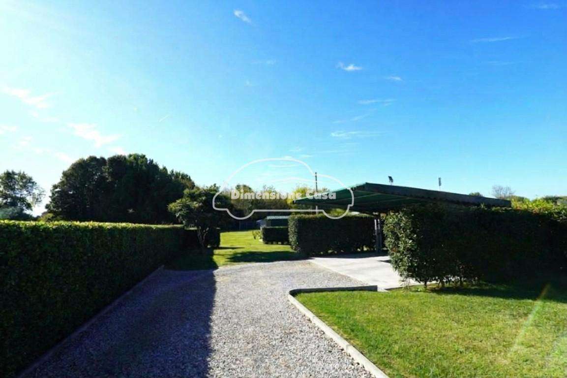 casa indipendente in vendita a Lucca in zona zona SS. Annunziata