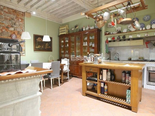 appartamento in vendita a Lucca in zona Centro Città