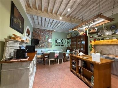 appartamento in vendita a Lucca in zona Centro Città