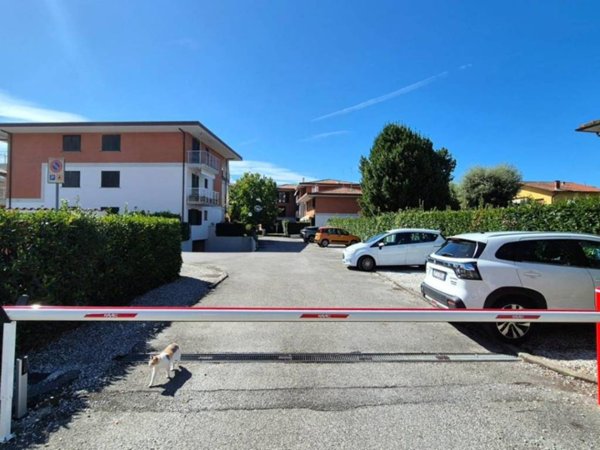 appartamento in vendita a Lucca in zona Ponte a Moriano