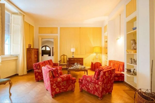 appartamento in vendita a Lucca in zona Centro Città