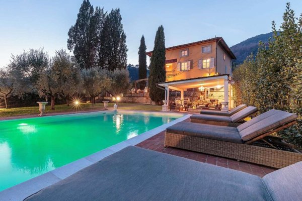 casa indipendente in vendita a Lucca in zona Maggiano